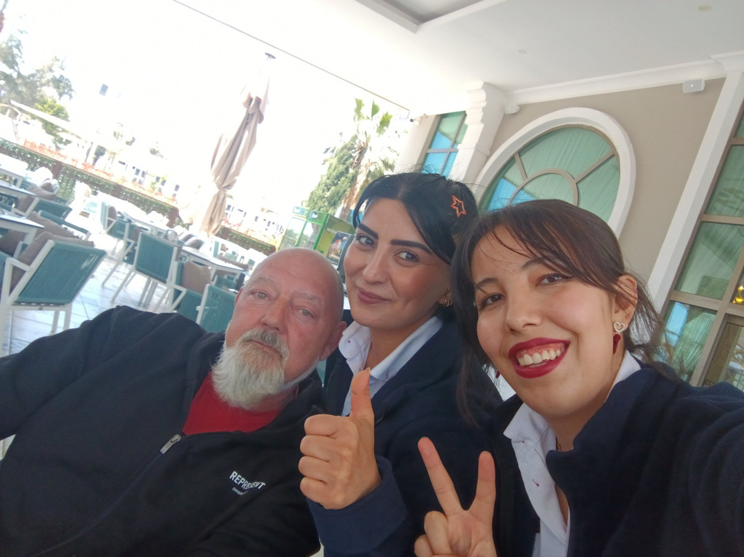 Quattro Beach Spa & Resort Hotel主图