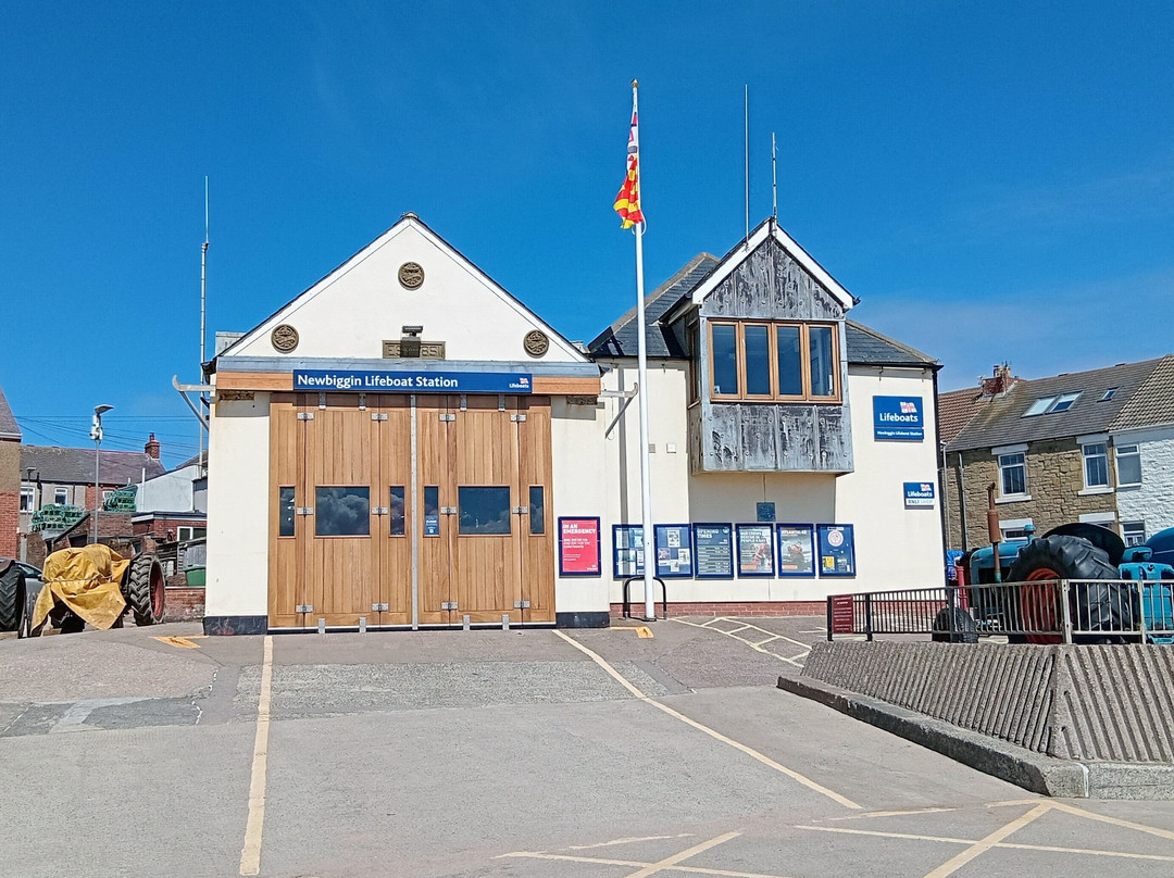 Newbiggin-By-The-Sea Beach
