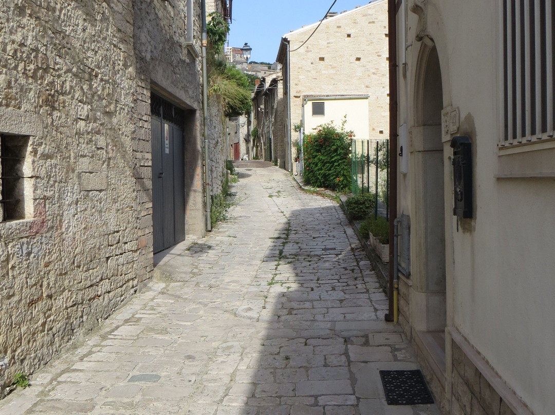 Chiesa di Santa Maria Assunta-Ripabottoni必去景点