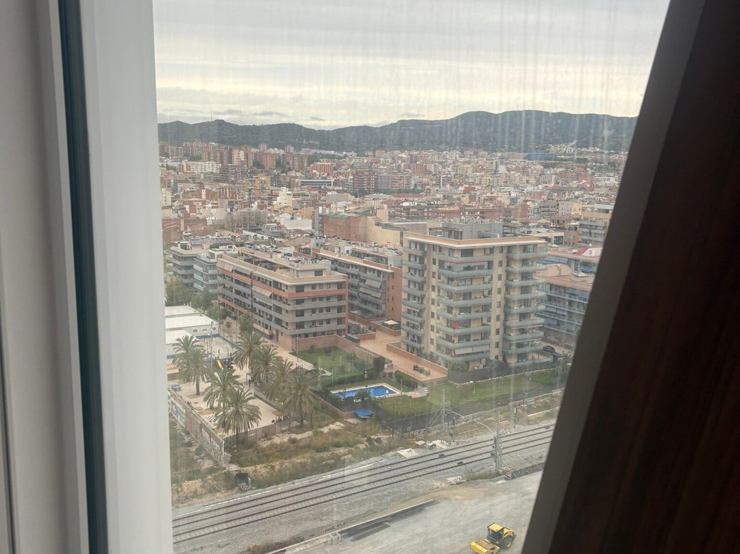 巴达洛纳海滨酒店主图