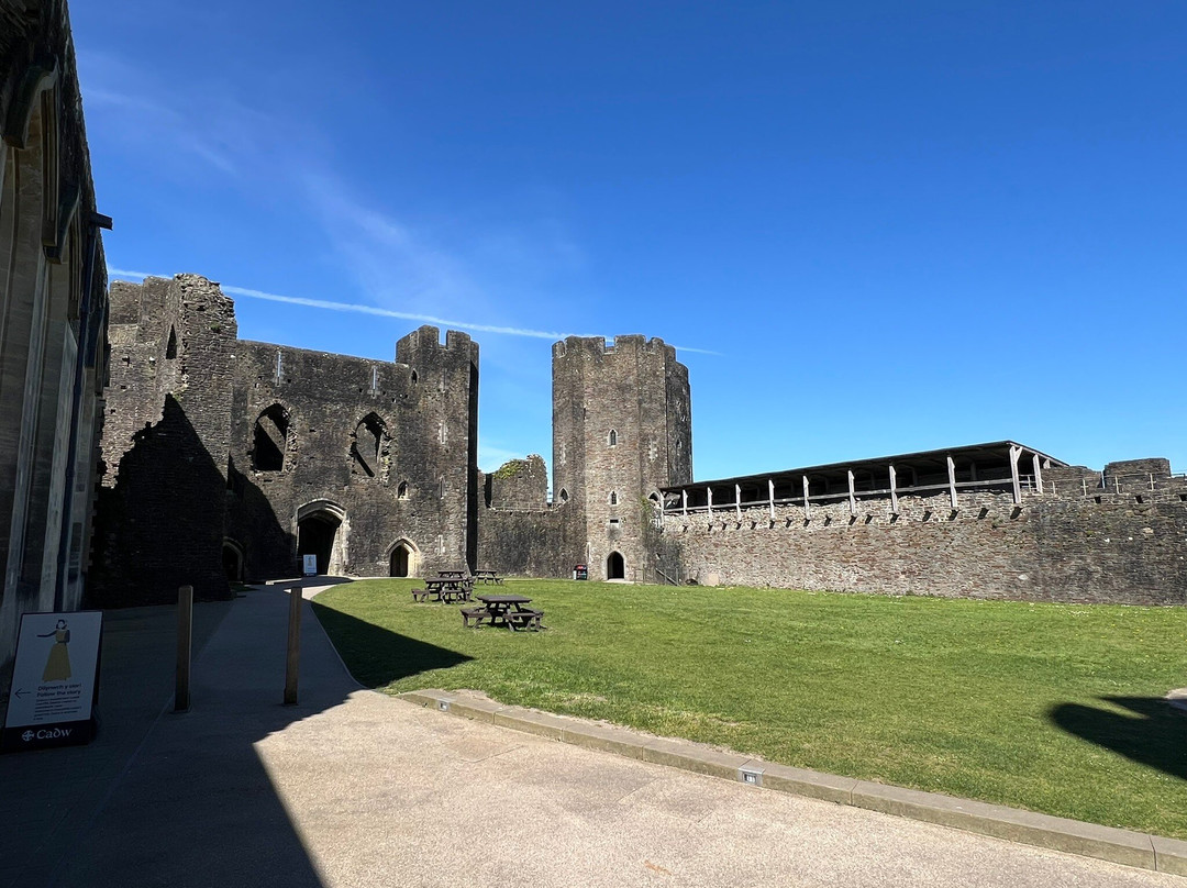 Caerphilly Castle-卡菲利必去景点