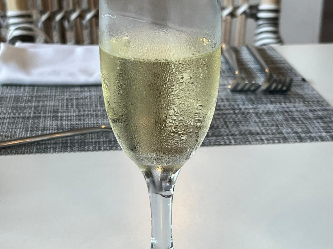 拉维纳拉态度酒店主图