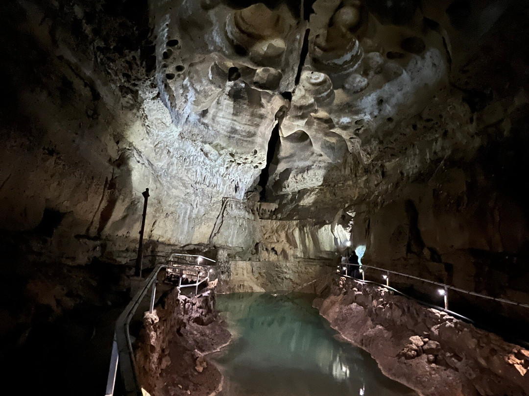 Cascade Caverns-Boerne必去景点