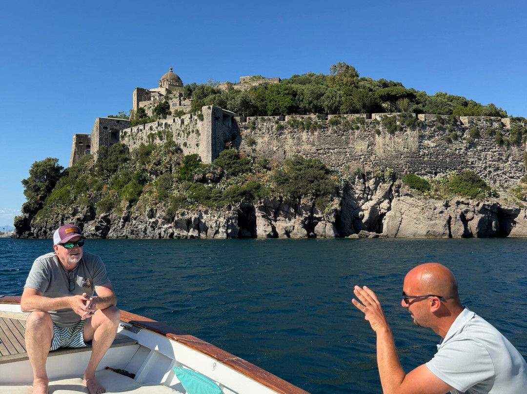 Ascanio Charter Boat Ischia-Lacco Ameno必去景点