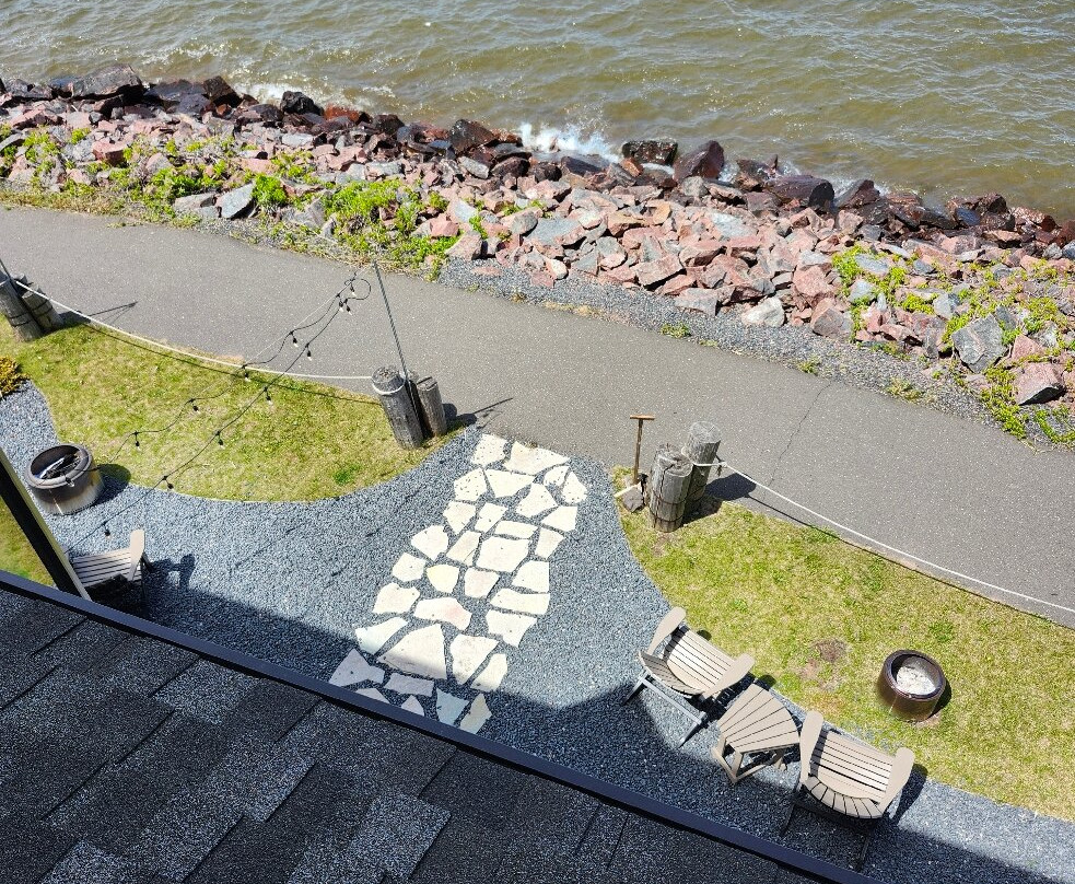 蓝海浪旅馆主图