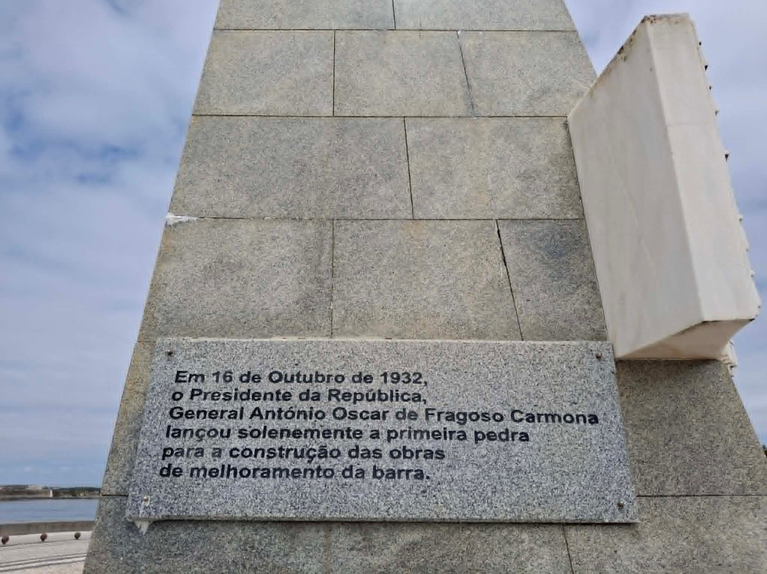 Obelisco da Barra-Gafanha da Nazare必去景点