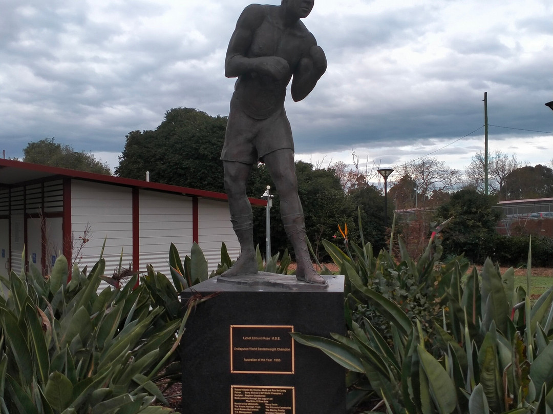 Lionel Rose Statue-沃拉格尔必去景点
