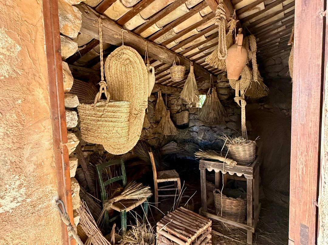 Grotta Mangiapane-Custonaci必去景点