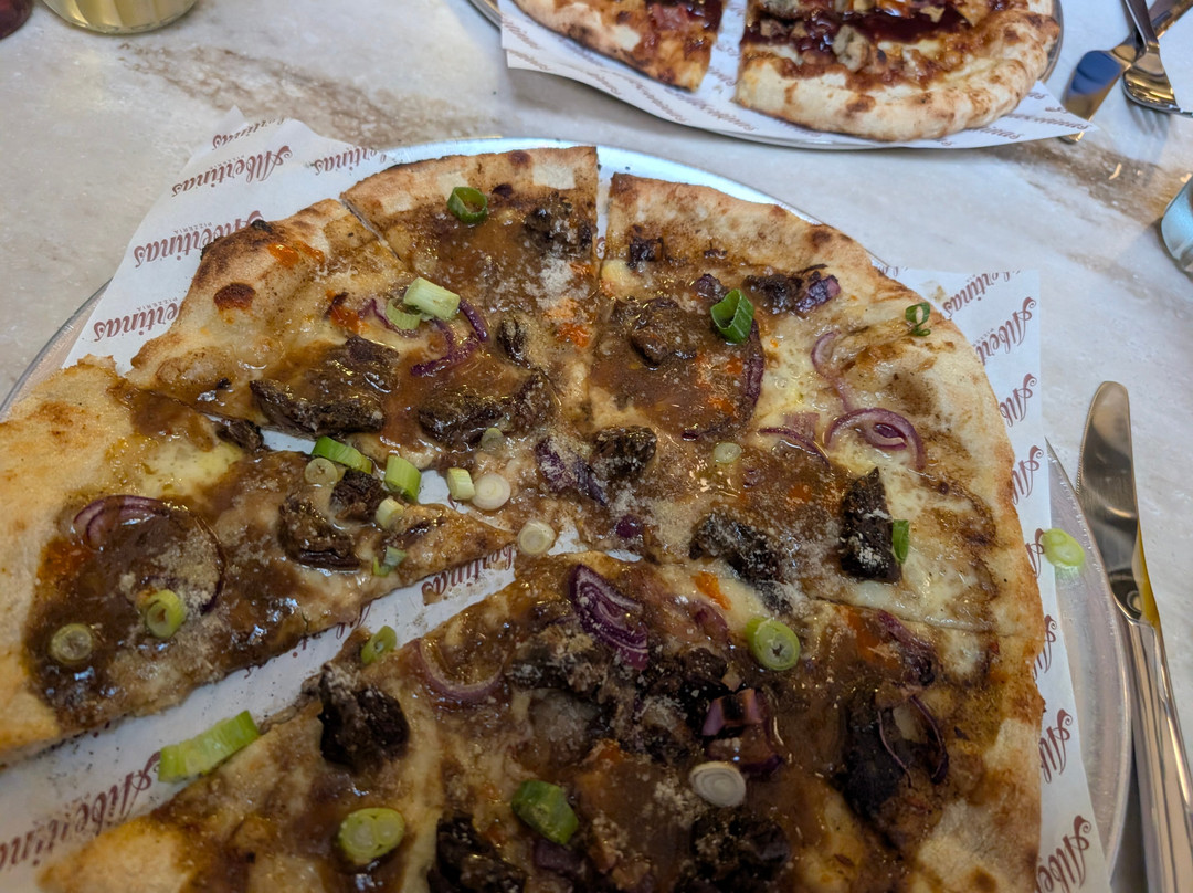 Albertinas Pizzeria