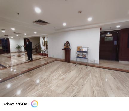 拉克萨罗瓦尔普奥特克拉恩斯酒店-旅行者