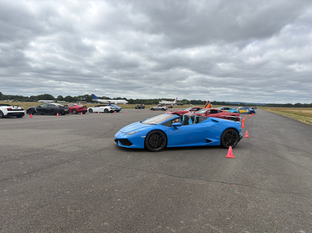 Everyman Driving Experiences-Cranleigh必去景点