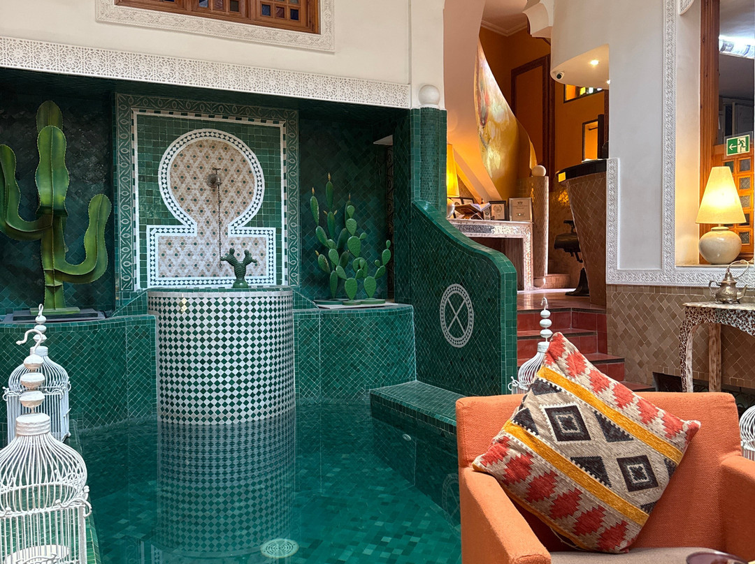 安达拉庭院 Spa 酒店主图