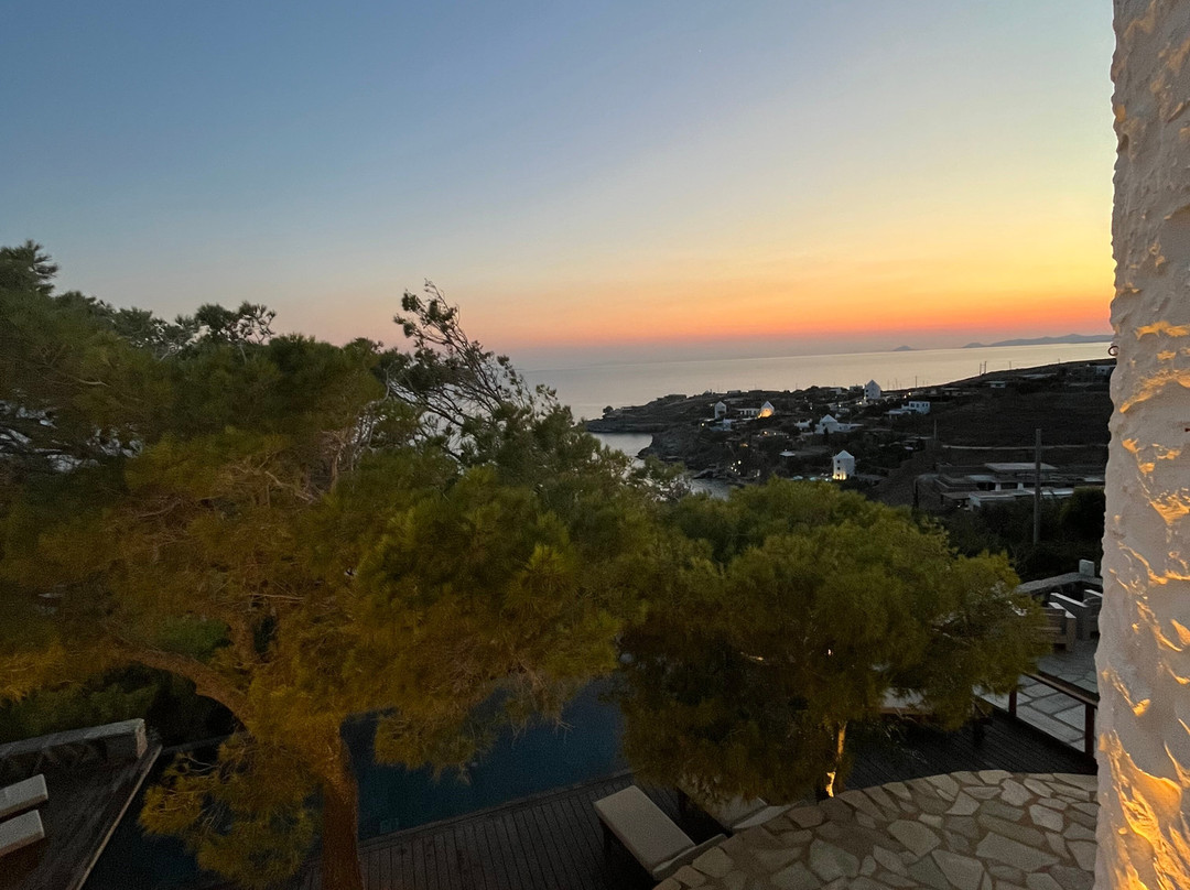 Zen Blue Mills in Kea - Red Suite主图