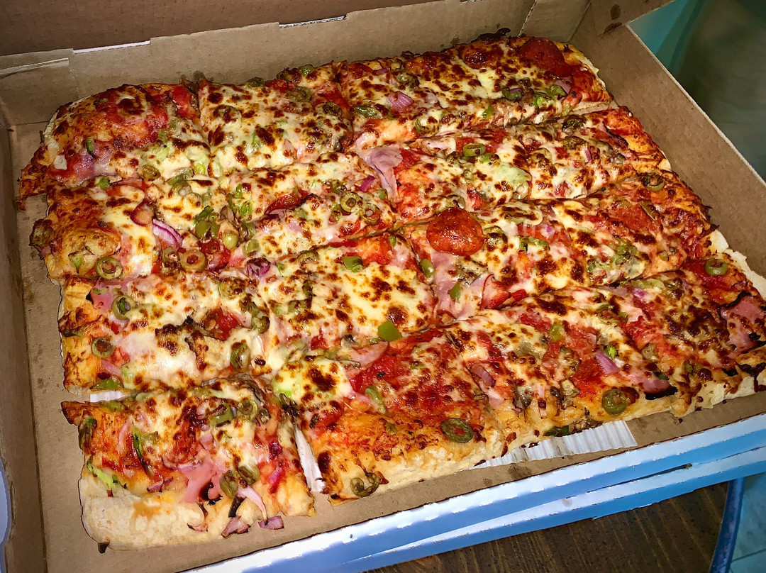 G and D Pizza and Party Store