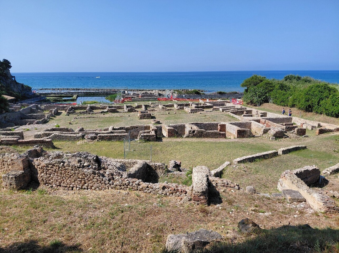 Villa of Tiberius-斯佩隆加必去景点