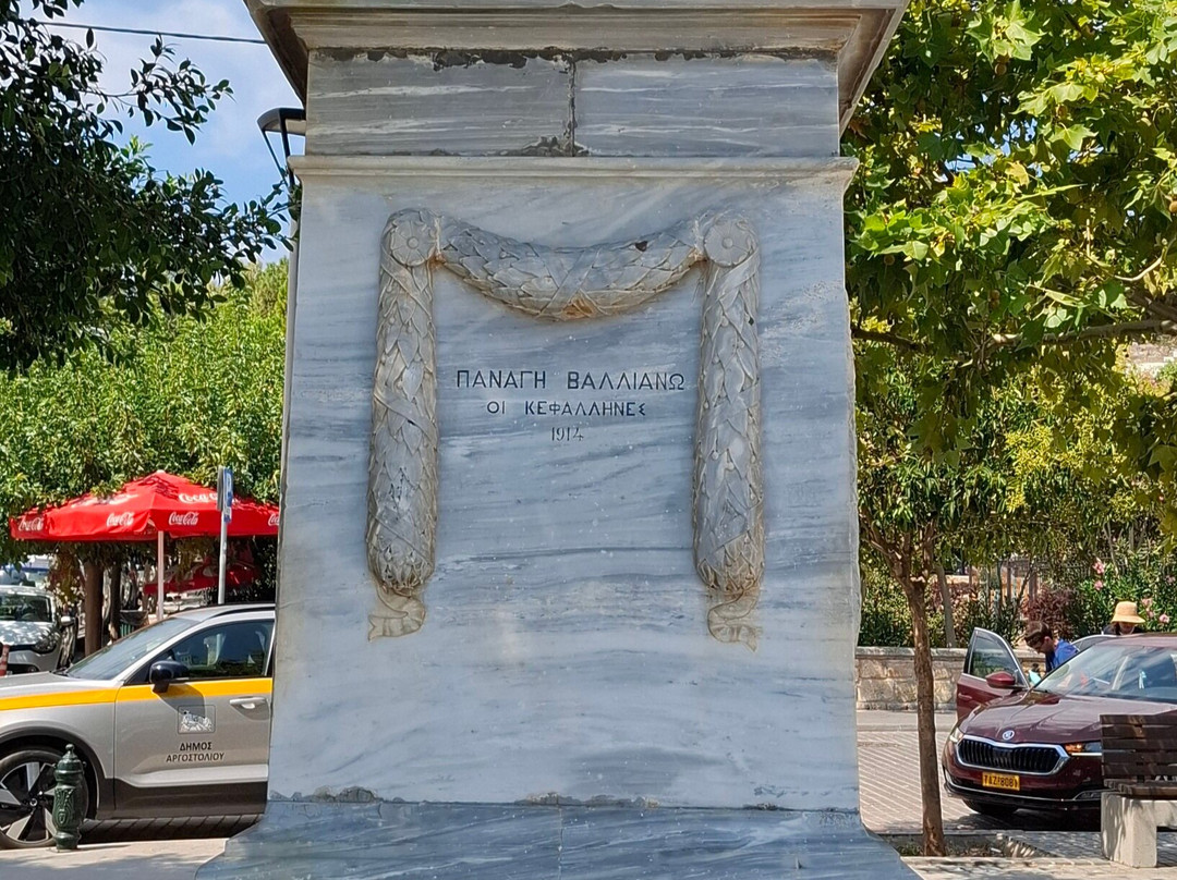 Statue of Panagis Vallianos-阿尔戈斯托利翁必去景点
