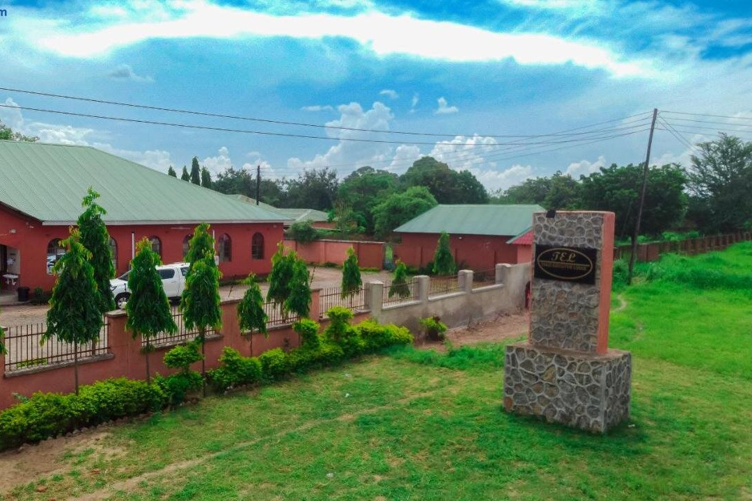 Thunzi Executive Lodge