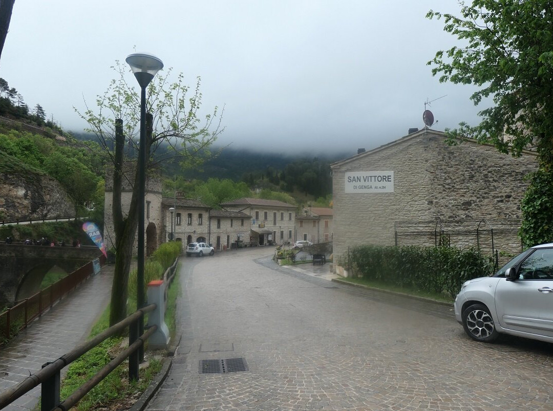 Abbazia di San Vittore delle Chiuse-Genga必去景点