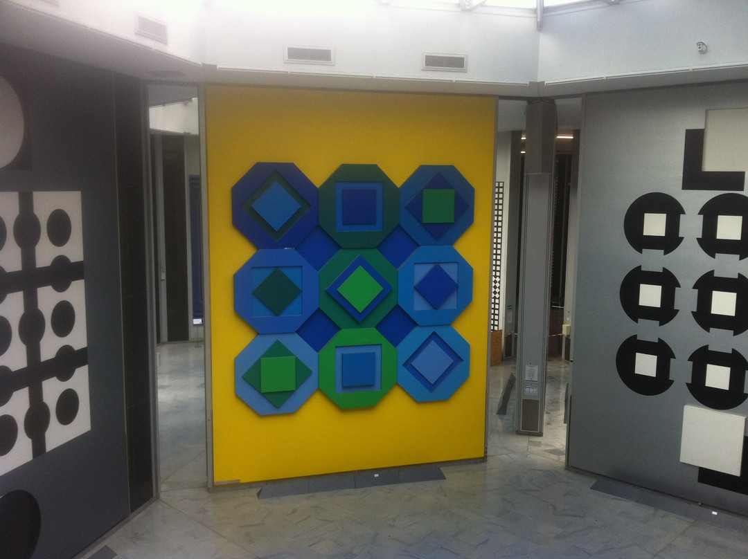 Fondation Vasarely-普罗旺斯必去景点