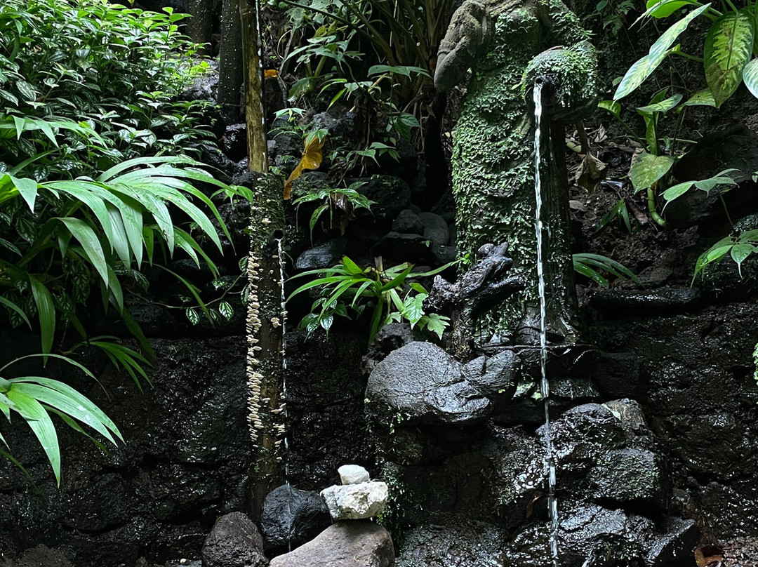 Tibumana Waterfall-Apuan必去景点