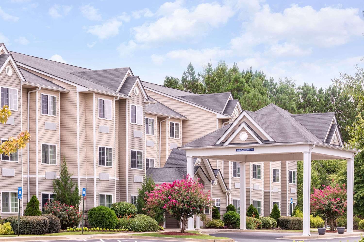 Microtel Inn & Suites by Wyndham Columbus North-官方