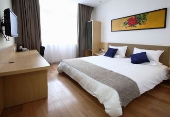 上海汉庭全季徐家汇店-客卧