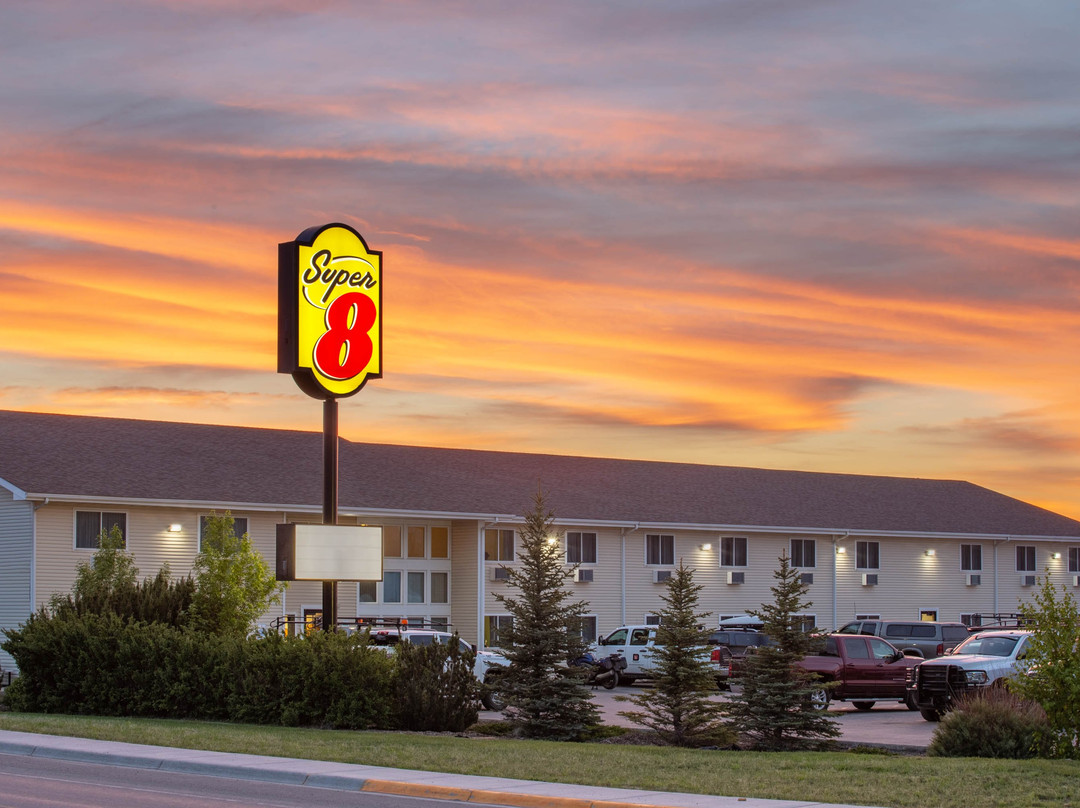 Super 8 by Wyndham Lewistown主图