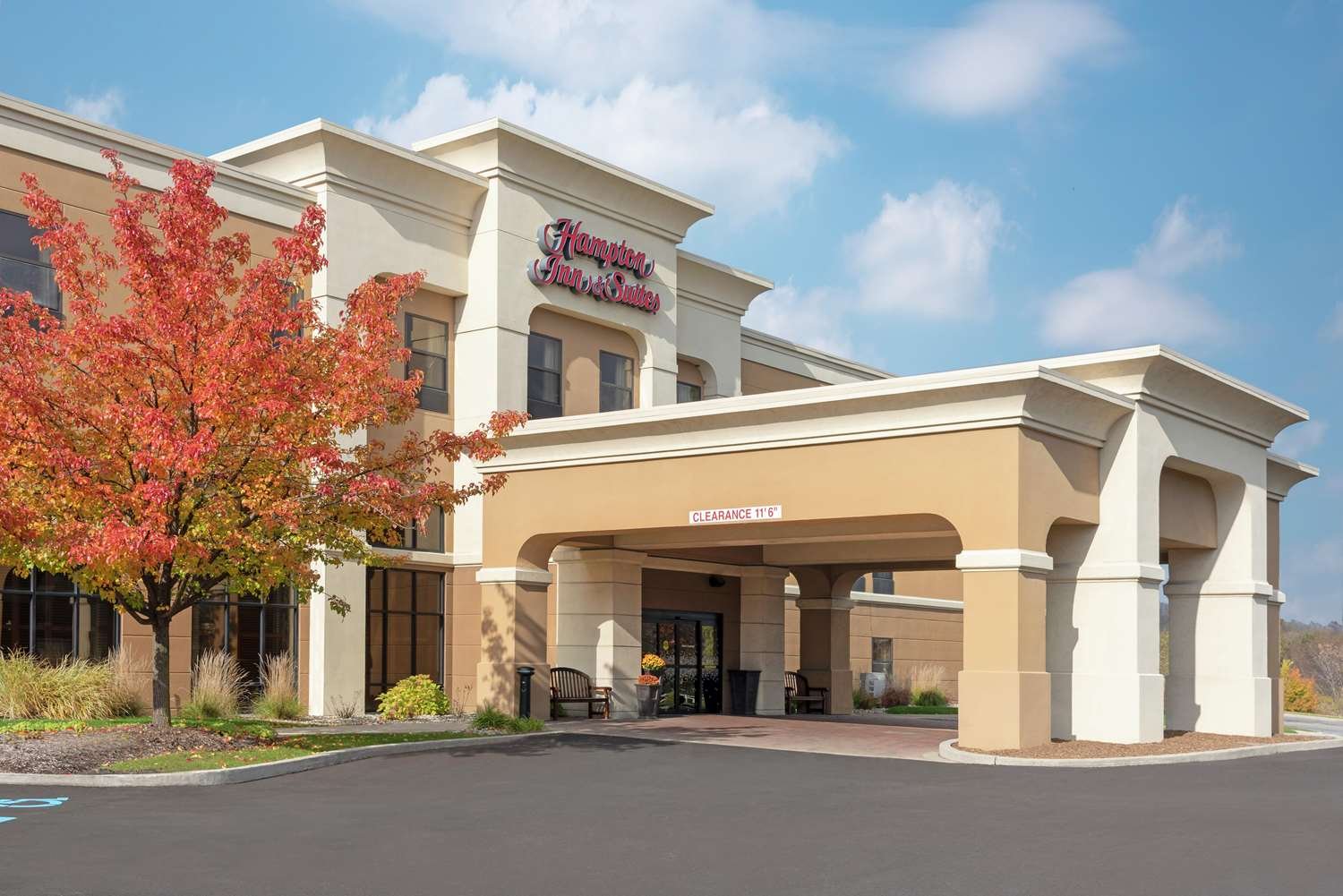 Hampton Inn & Suites Valparaiso-官方