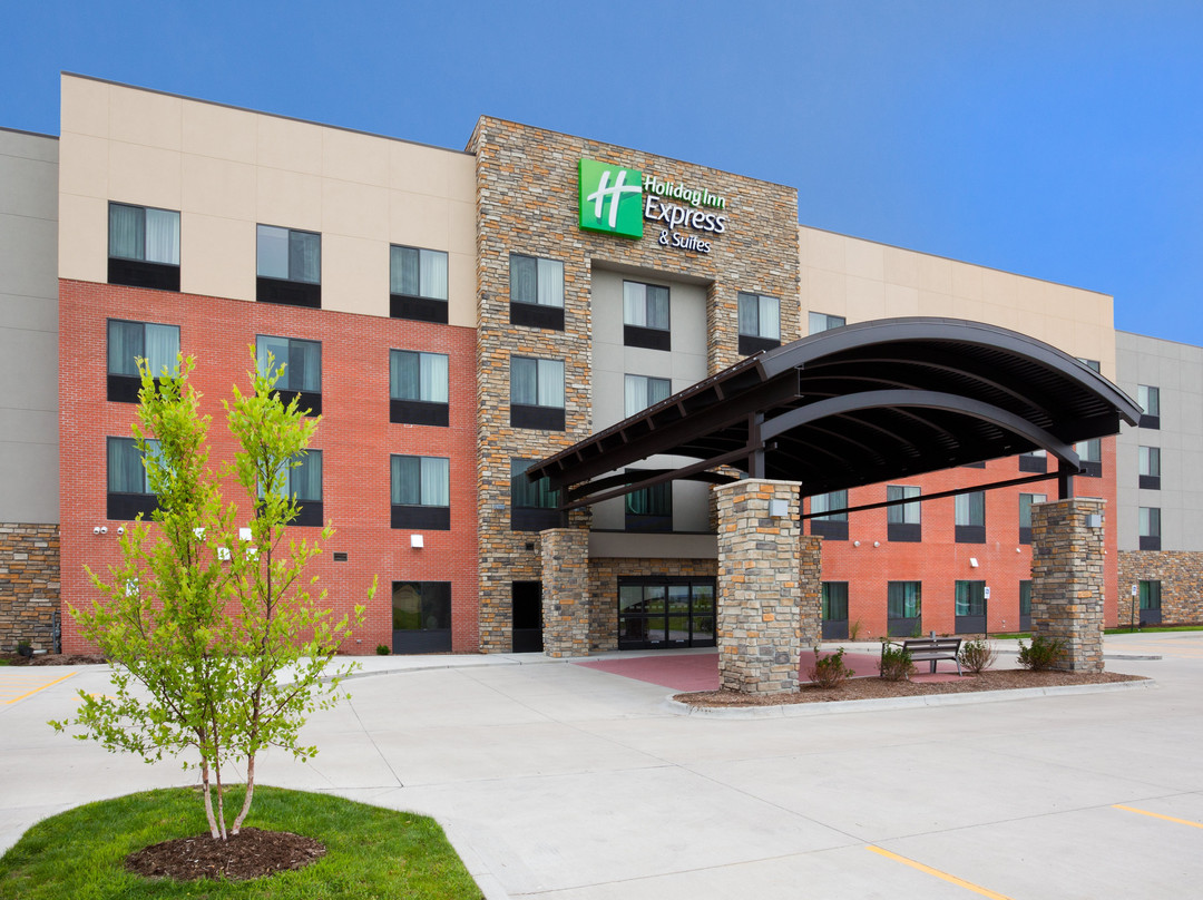 Holiday Inn Express & Suites Davenport By IHG主图