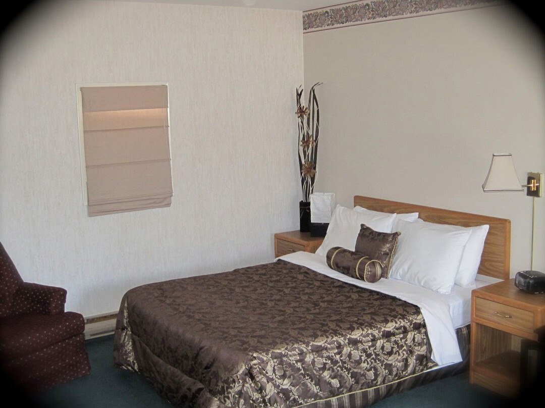 Bancroft Inn & Suites