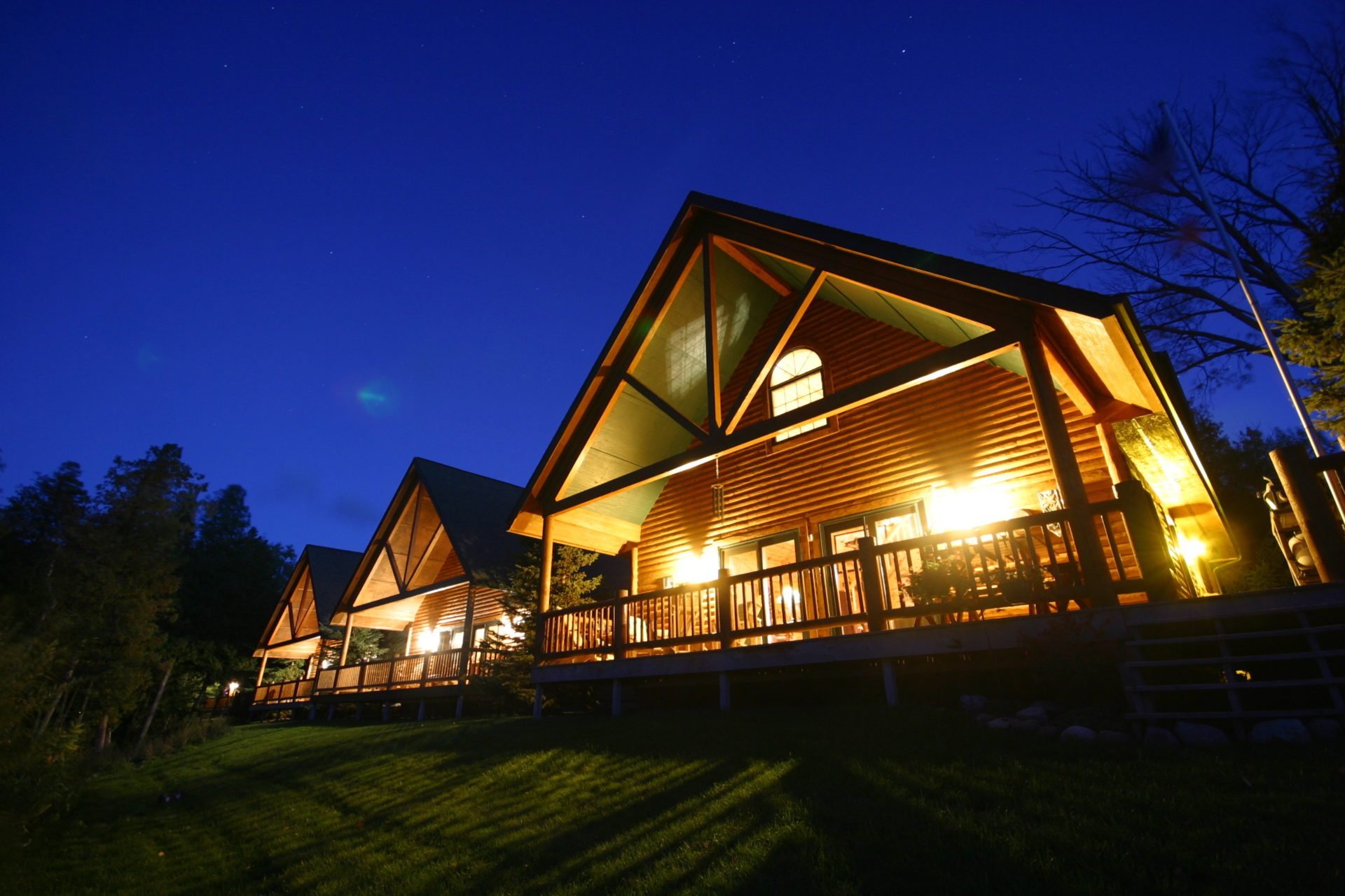 Drummond Island Resort-官方