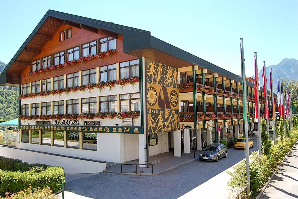 圣约翰彭高/阿尔卑斯山村酒店住宿-Alpenland St Johann