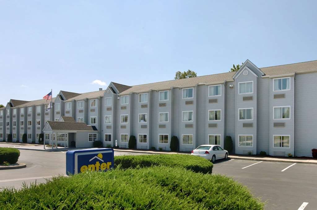Microtel Inn & Suites by Wyndham Charleston WV-官方