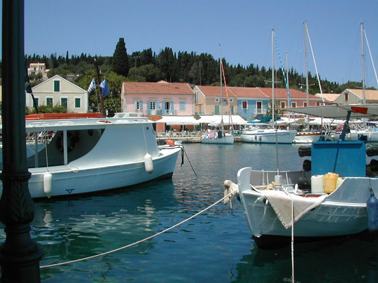 Kaminakia Apartments主图