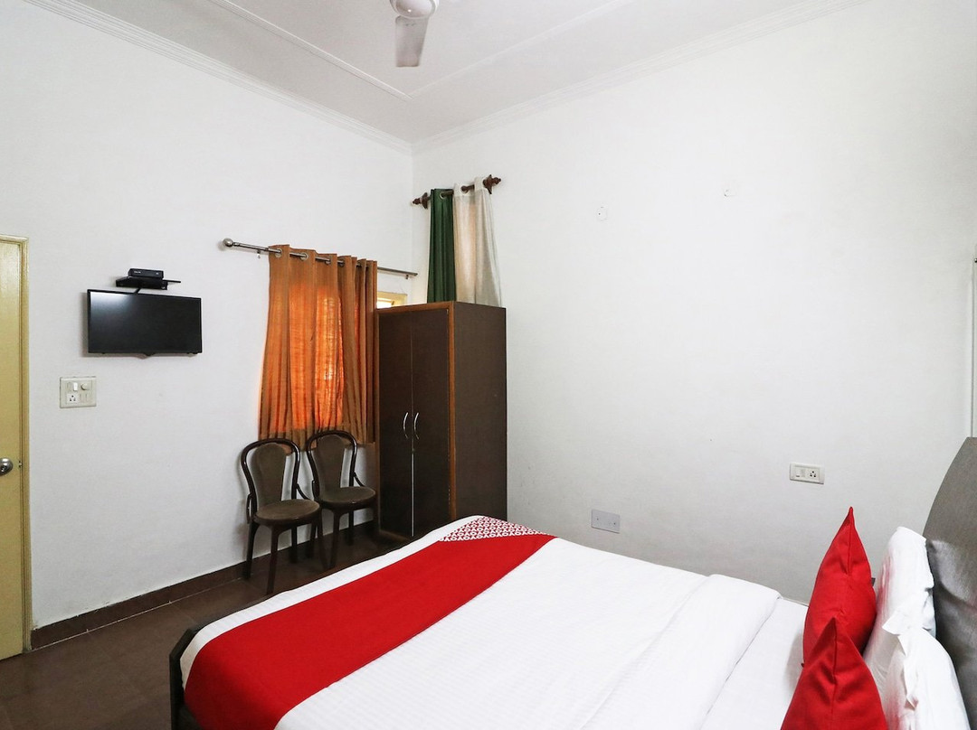 OYO 17135 Hotel Antelia