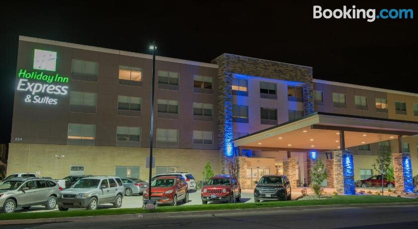 Holiday Inn Express & Suites Louisville N - Jeffersonville By IHG