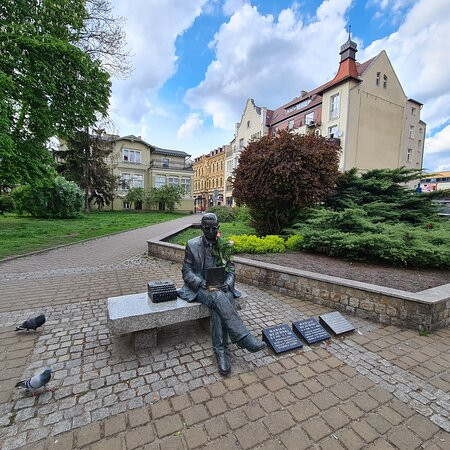 Marian Rejewski Statue景点图片