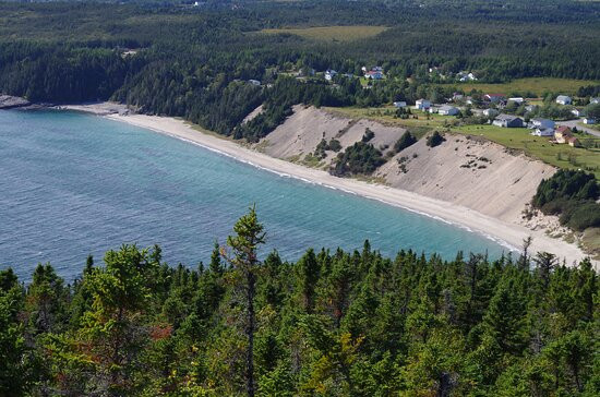 White Sails Inn & Cabins主图