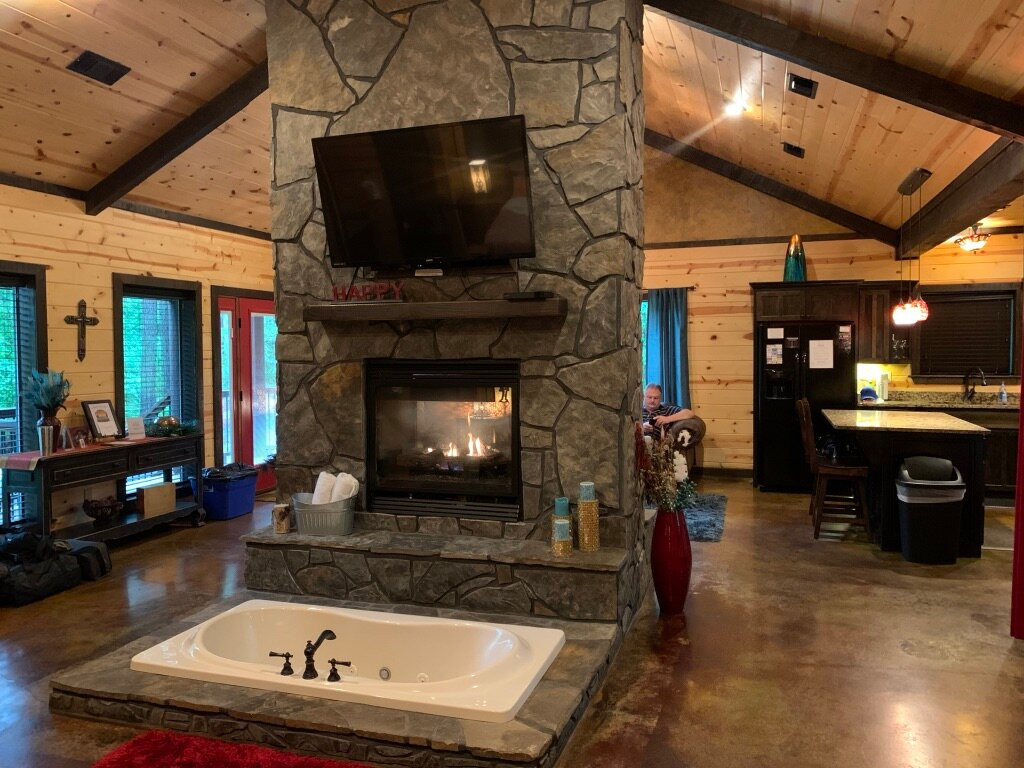 Beavers Bend Luxury Cabin Rentals