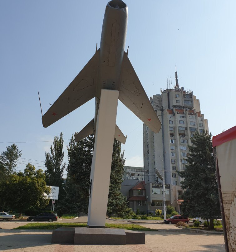 Mig-19 Monument-Tiraspol必去景点