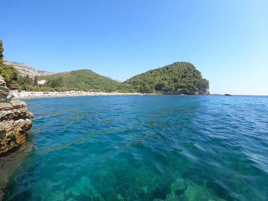 Lucice Beach-Petrovac必去景点
