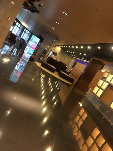 伏牛山饭店（郑州高铁东站郑东万象城店）主图