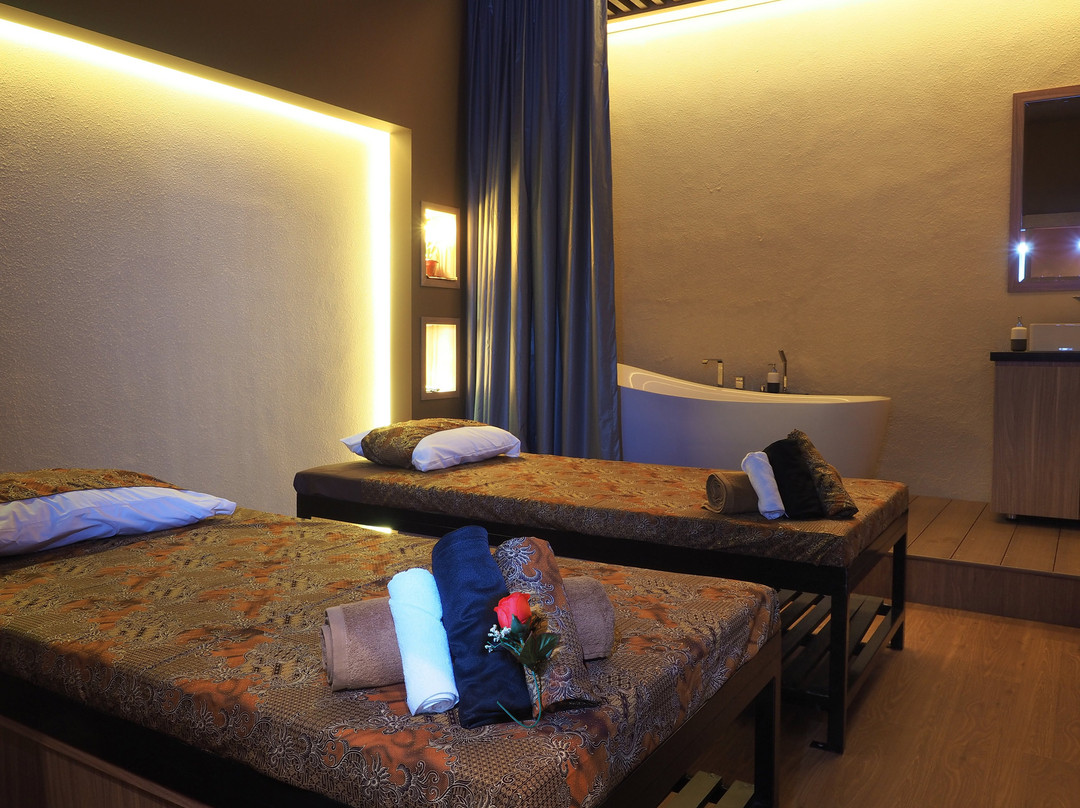 Nest Family Reflexology & Spa Batam-Nagoya必去景点