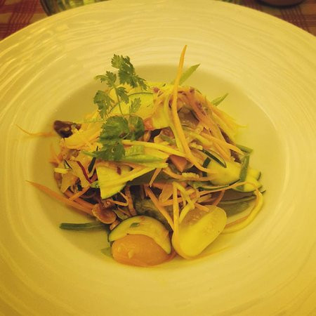 Flayosc餐馆和美食-Le Bistrot Du Château De Berne