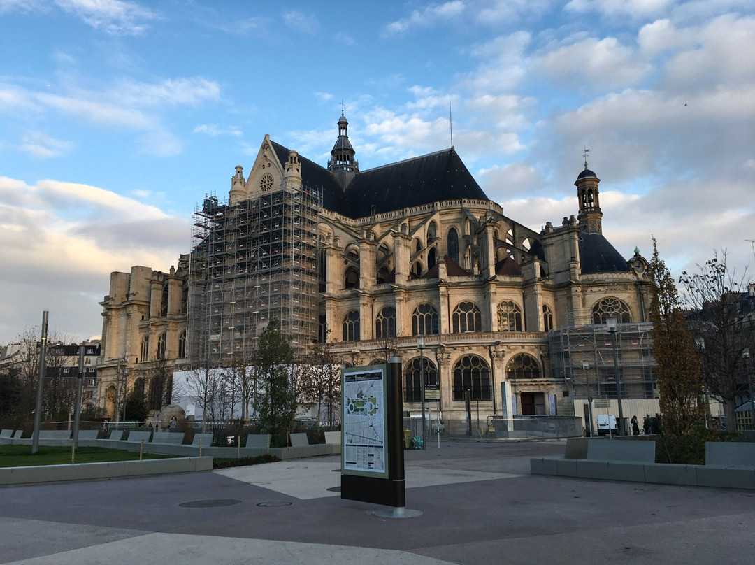 Les Halles旅游攻略图片