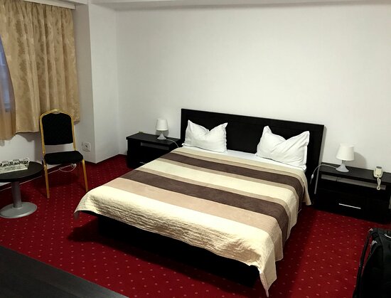 Hotel Corona-官方