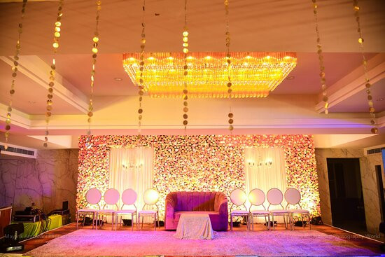 Maa Kripa Hotel & Banquets主图