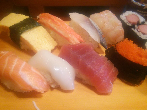 蓬田村餐馆和美食-Yayoi Sushi