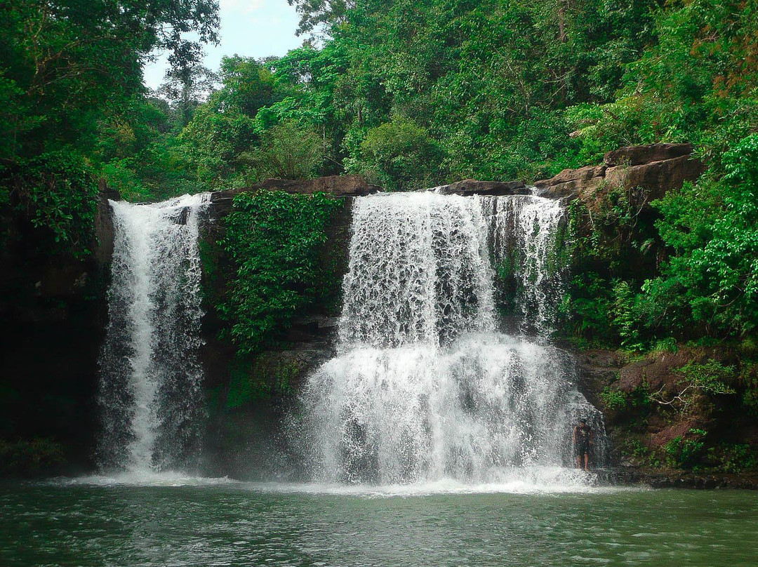 Klong Jao Waterfall景点图片
