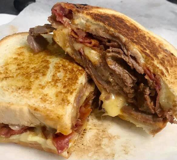 Knuckle Sandwich